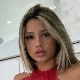 mariana morais onlyfans leaked|Mariana Morais Nude Leaks Onlyfans